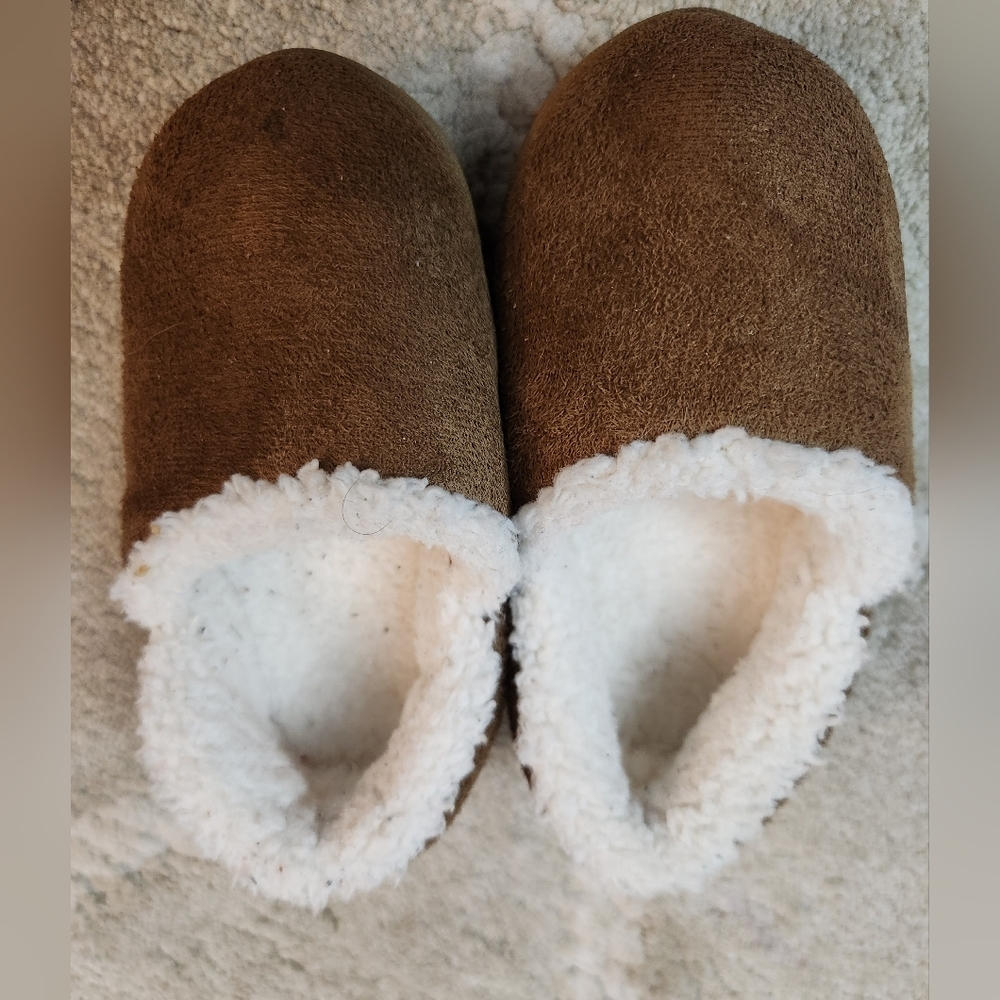 Cozy Brown Kids Toddler Slippers Size 5-6